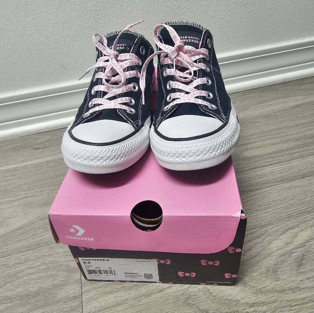 Hello Kitty Converse CTAS Madison OX Chuck Taylor Black Pink 8.5 shoes